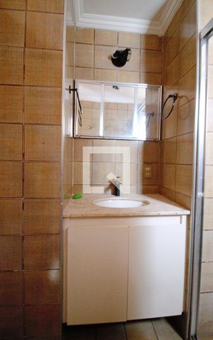 Apartamento à venda com 45m², 1 quarto e 1 vaga Apartamento à venda com 45m², 1 quarto e 1 vagaBanheiro