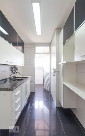 Apartamento à venda com 58m², 2 quartos e 2 vagasCozinha