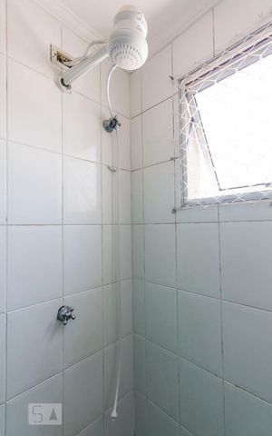 Apartamento à venda com 58m², 2 quartos e 2 vagasBanheiro Social