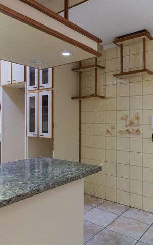 Casa à venda com 198m², 3 quartos e 4 vagas Casa à venda com 198m², 3 quartos e 4 vagasCozinha
