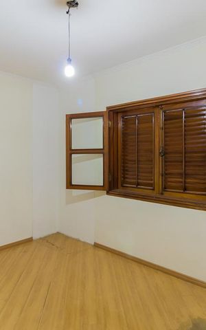 Casa à venda com 198m², 3 quartos e 4 vagas Casa à venda com 198m², 3 quartos e 4 vagasQuarto 2