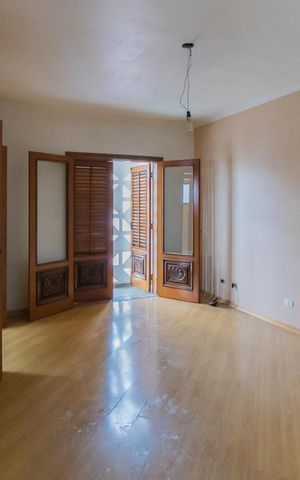 Casa à venda com 198m², 3 quartos e 4 vagas Casa à venda com 198m², 3 quartos e 4 vagasSuíte