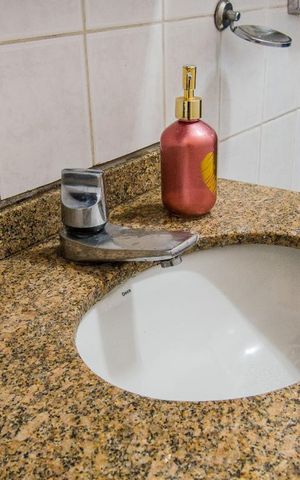 Casa para alugar com 260m², 4 quartos e 2 vagasBanheiro da Suíte 
