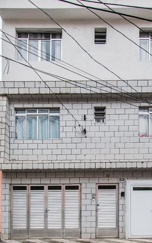 Casa para alugar com 260m², 4 quartos e 2 vagasFachada