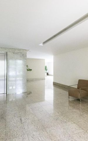 Apartamento à venda com 148m², 3 quartos e 2 vagas Apartamento à venda com 148m², 3 quartos e 2 vagasHall