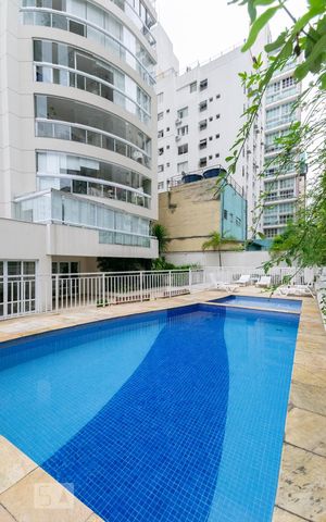 Apartamento à venda com 148m², 3 quartos e 2 vagas Apartamento à venda com 148m², 3 quartos e 2 vagasPiscina