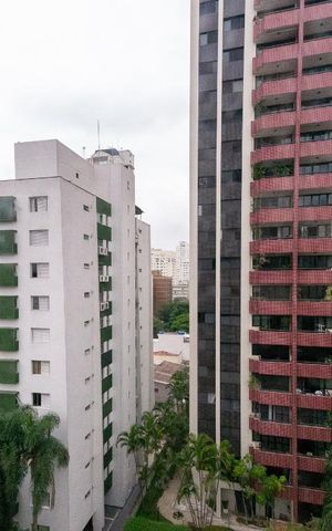Apartamento à venda com 148m², 3 quartos e 2 vagas Apartamento à venda com 148m², 3 quartos e 2 vagasVista