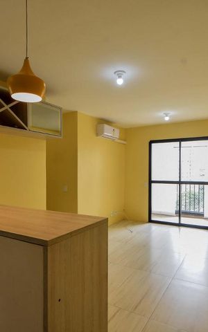 Apartamento à venda com 67m², 3 quartos e 1 vaga Apartamento à venda com 67m², 3 quartos e 1 vagaSala