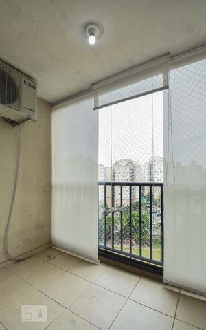 Apartamento à venda com 67m², 3 quartos e 1 vaga Apartamento à venda com 67m², 3 quartos e 1 vagaVaranda