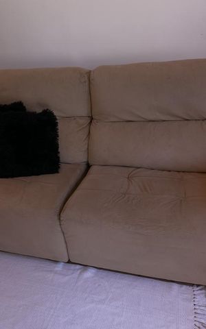 Casa de condomínio à venda com 130m², 3 quartos e 4 vagasDetalhe