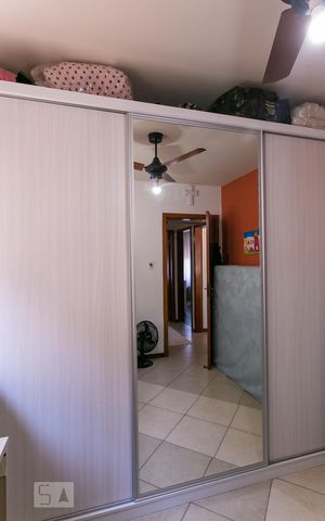 Casa de condomínio à venda com 130m², 3 quartos e 4 vagasDetalhe