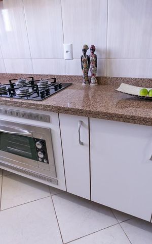 Casa de condomínio à venda com 130m², 3 quartos e 4 vagasDetalhe
