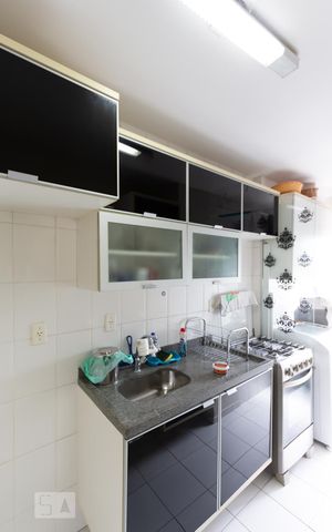Apartamento à venda com 50m², 2 quartos e 1 vaga Apartamento à venda com 50m², 2 quartos e 1 vagaCozinha