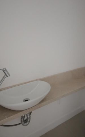 Apartamento à venda com 85m², 2 quartos e 1 vagaLavabo