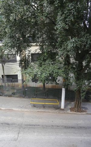 Apartamento à venda com 38m², 1 quarto e sem vagaVista