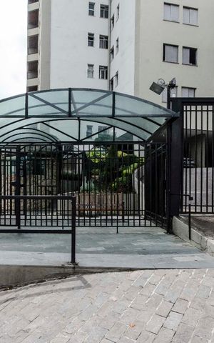 Apartamento à venda com 126m², 3 quartos e 2 vagasFachada