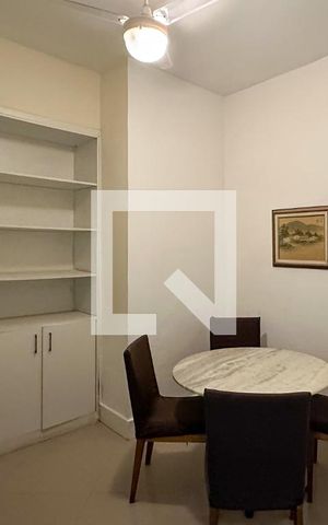 Apartamento à venda com 134m², 3 quartos e sem vaga Apartamento à venda com 134m², 3 quartos e sem vagaCopa