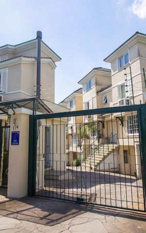 Casa de condomínio à venda com 220m², 4 quartos e 2 vagas Casa de condomínio à venda com 220m², 4 quartos e 2 vagasFachada do condomínio