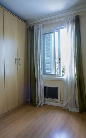 Casa de condomínio à venda com 220m², 4 quartos e 2 vagas Casa de condomínio à venda com 220m², 4 quartos e 2 vagas2º piso - Quarto 2