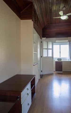 Casa de condomínio à venda com 220m², 4 quartos e 2 vagas Casa de condomínio à venda com 220m², 4 quartos e 2 vagas3º piso
