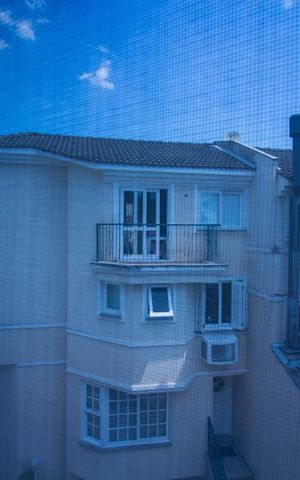Casa de condomínio à venda com 220m², 4 quartos e 2 vagas Casa de condomínio à venda com 220m², 4 quartos e 2 vagas3º piso - Vista