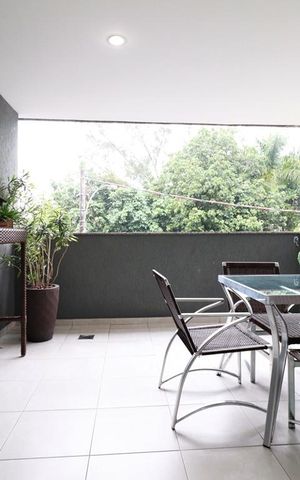 Apartamento para alugar com 85m², 2 quartos e 1 vagaVaranda