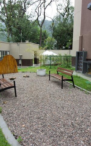Apartamento à venda com 45m², 2 quartos e 1 vaga Apartamento à venda com 45m², 2 quartos e 1 vagaÁrea Comum - Playground