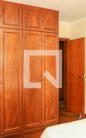 Apartamento à venda com 236m², 4 quartos e 7 vagas Apartamento à venda com 236m², 4 quartos e 7 vagasSuíte 3