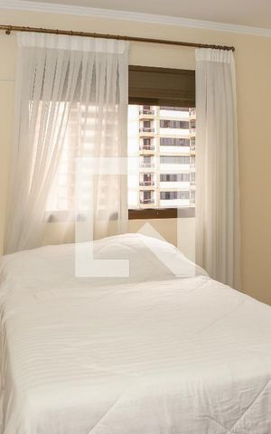 Apartamento à venda com 236m², 4 quartos e 7 vagas Apartamento à venda com 236m², 4 quartos e 7 vagasSuíte 3
