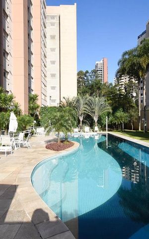 Apartamento à venda com 240m², 3 quartos e 4 vagasPiscina