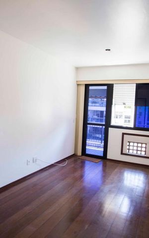 Apartamento para alugar com 100m², 2 quartos e 1 vagasuíte