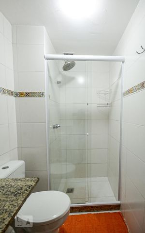 Apartamento à venda com 68m², 2 quartos e 1 vagaBanheiro Social