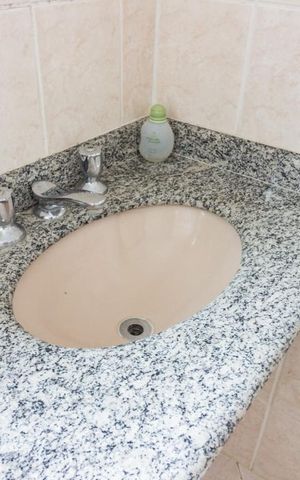 Casa à venda com 205m², 3 quartos e 7 vagasBanheiro Suite