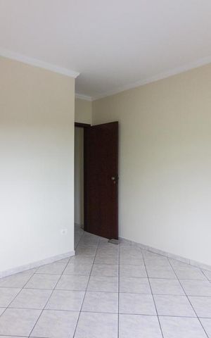 Casa à venda com 205m², 3 quartos e 7 vagasQuarto 2