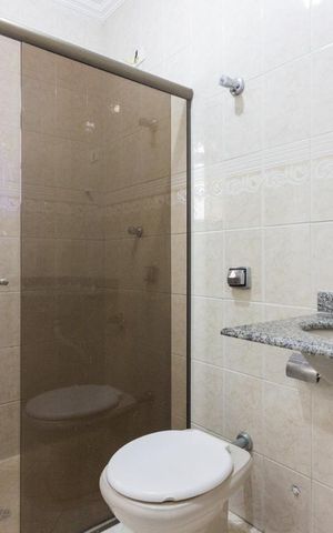 Casa à venda com 205m², 3 quartos e 7 vagasBanheiro