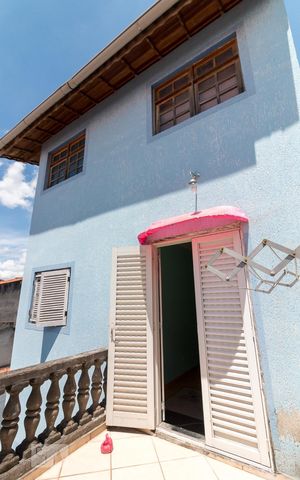 Casa à venda com 190m², 4 quartos e 3 vagasVaranda quarto 1