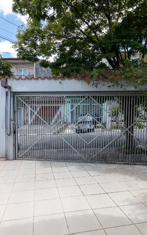 Casa à venda com 190m², 4 quartos e 3 vagasVista da sala