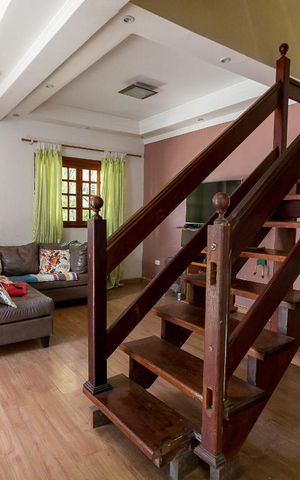 Casa à venda com 190m², 4 quartos e 3 vagasSala