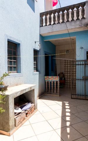 Casa à venda com 190m², 4 quartos e 3 vagasÁrea externa dos fundos