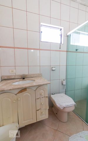 Casa à venda com 190m², 4 quartos e 3 vagasBanheiro quarto 3 suíte