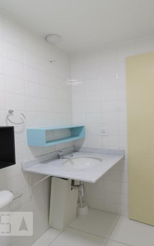 Apartamento para alugar com 65m², 2 quartos e 1 vagaBanheiro da Suíte