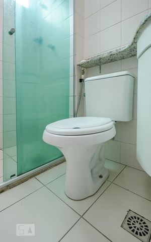 Apartamento à venda com 68m², 2 quartos e 1 vagaBanheiro 