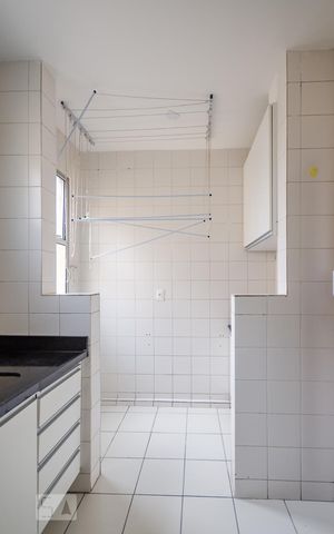 Apartamento à venda com 68m², 2 quartos e 1 vagaCozinha
