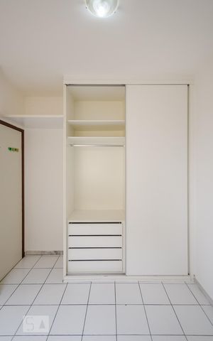 Apartamento à venda com 68m², 2 quartos e 1 vagaQuarto 2