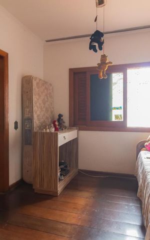 Casa à venda com 493m², 2 quartos e 3 vagas Casa à venda com 493m², 2 quartos e 3 vagasQuarto Suíte 1
