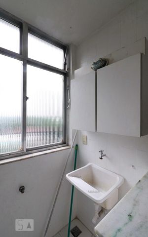 Apartamento para alugar com 90m², 2 quartos e 1 vagaÁrea de Serviço