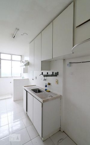Apartamento para alugar com 90m², 2 quartos e 1 vagaCozinha