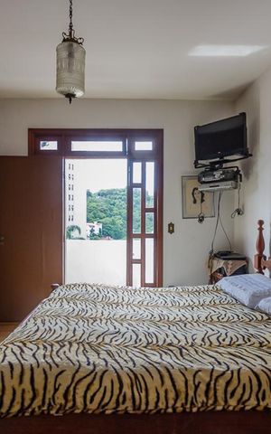 Casa à venda com 427m², 6 quartos e 6 vagasSuíte