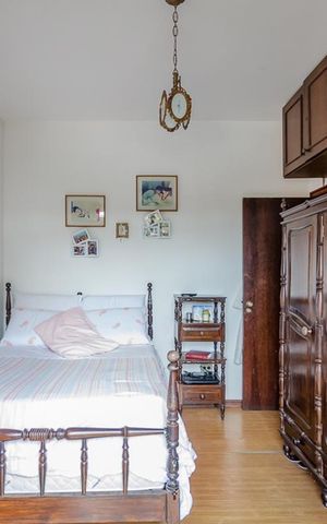 Casa à venda com 427m², 6 quartos e 6 vagasQuarto 4