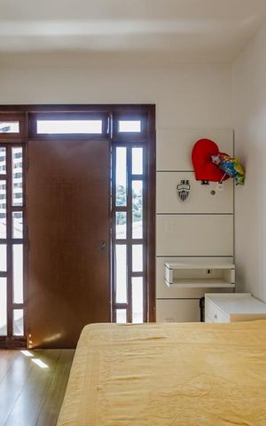 Casa à venda com 427m², 6 quartos e 6 vagasQuarto 2